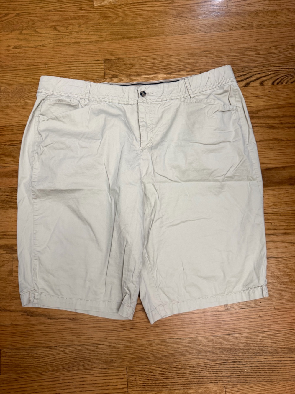 Khakis & Co. Easy Waist Women’s Size 20 Khaki Bermuda Shorts